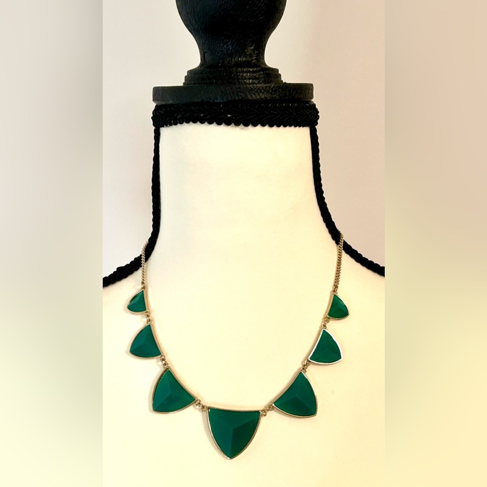 Green Triangle Pattern Statement Necklace with Gold Accents 20”